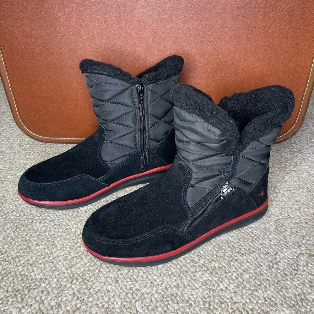 Bearpaw side zippered boots